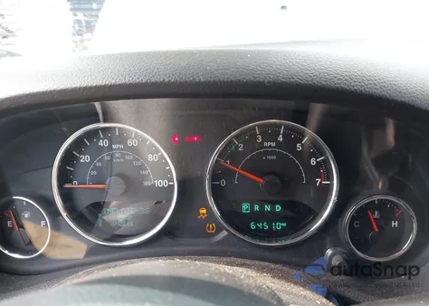 2018 Jeep Wrangler Jk Sahara 4X4 z USA, uszkodzony, nr VIN 1C4AJWBG0JL891387